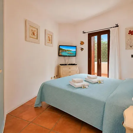 Sea View In La Marina Di With Pool Feriehus